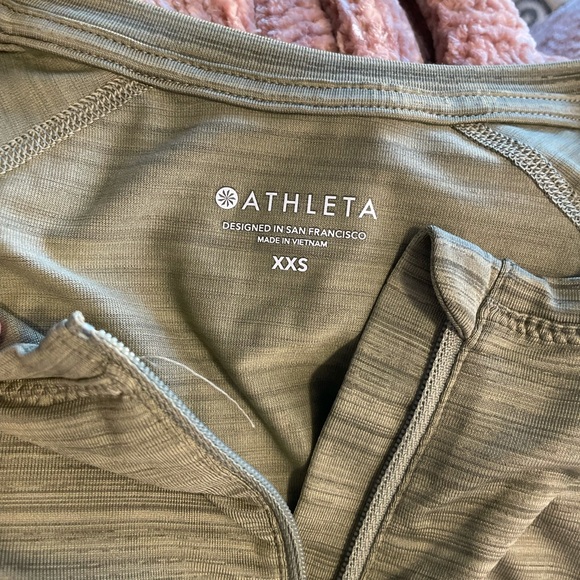 ATHLETA Pacifica Illume Fitted Top - Picture 12 of 13